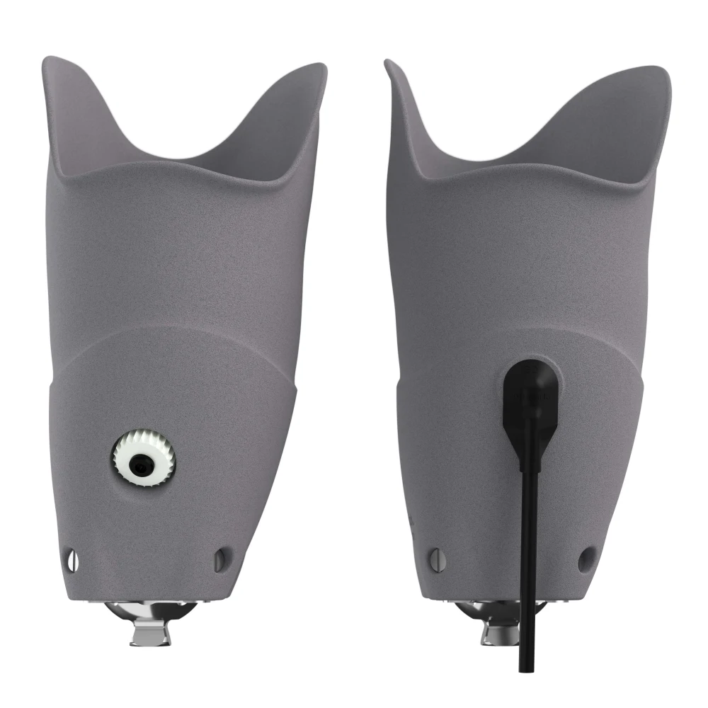 Side by side — MyFit TT definitive socket in active and passive vacuum variants